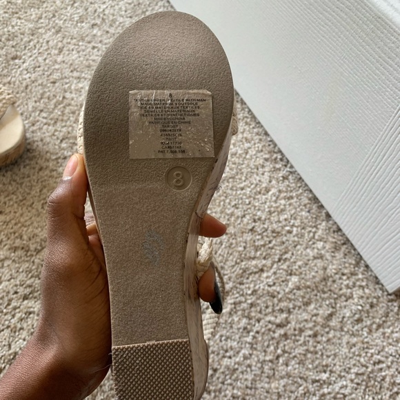 Mossimo White Braided Ankle Strap Sandals in a size 8 - Picture 4 of 5